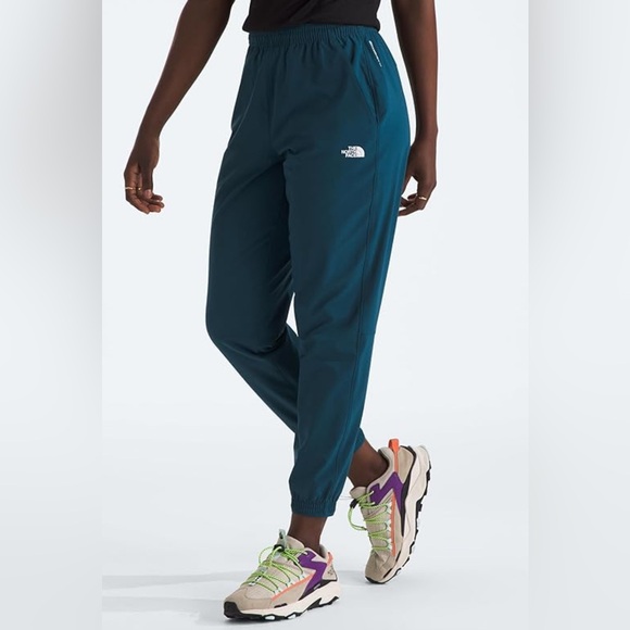 The North Face® Wander 2.0 Joggers for Ladies. Size XS. Midnight Petrol color - Picture 1 of 10